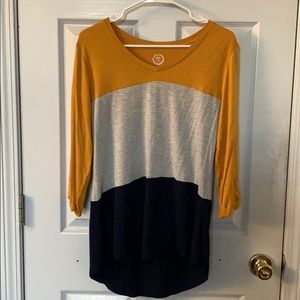 Long sleeve tee